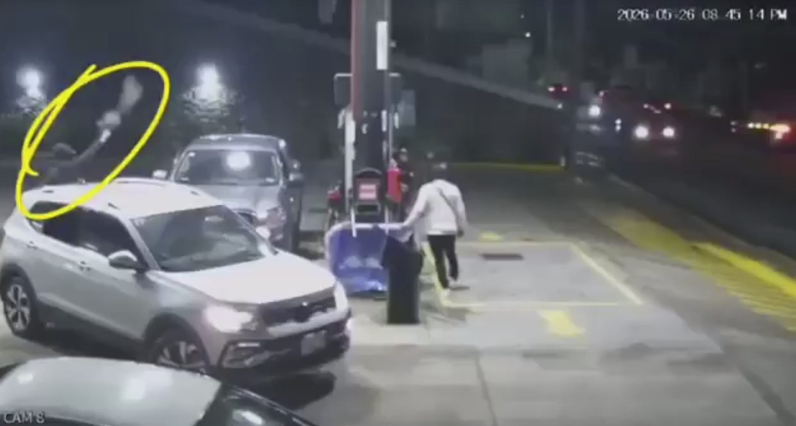 Robos de camionetas en gasolinera de Clavijero evidencian retos en seguridad vial de Puebla